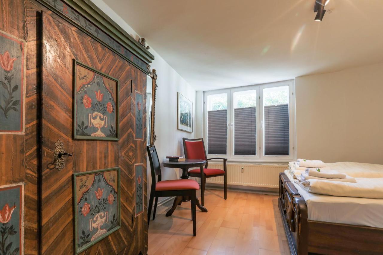 Apartments Im Einhornhaus Lübeck Buitenkant foto